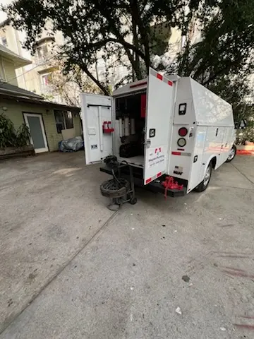 Magnet Plumbing service vehicle on-site for Water Heater Repair in Cottonwood Bend