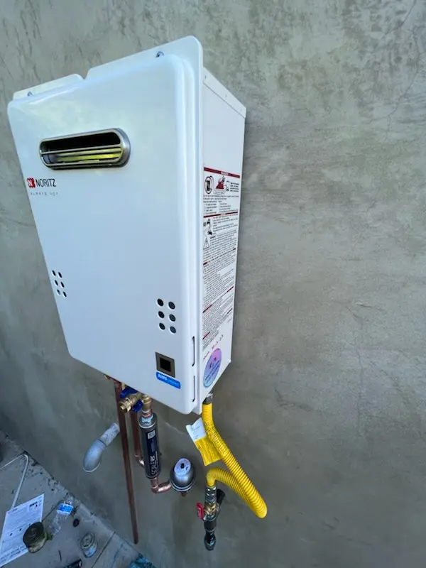 Tankless water heater installation for Cottonwood Bend homes